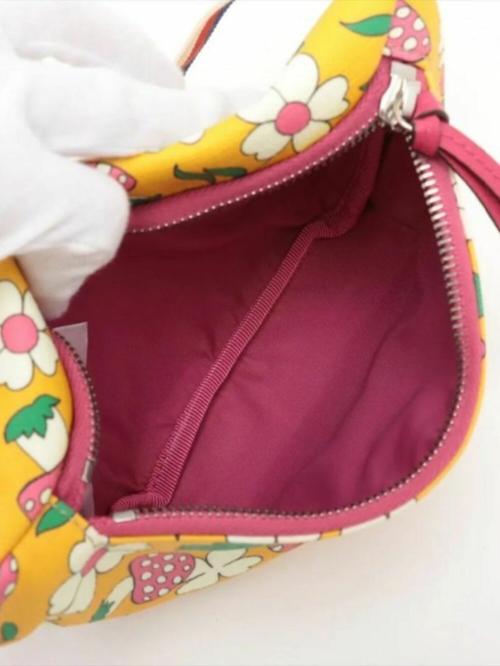 Gucci Children's Belt Bag - Picture 7 of 10